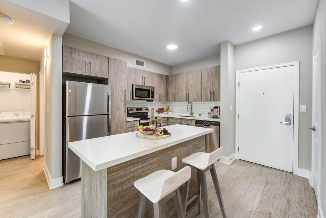 Woodland Hills Luxury Apt 2 Bed Ca Los Angeles Exterior photo