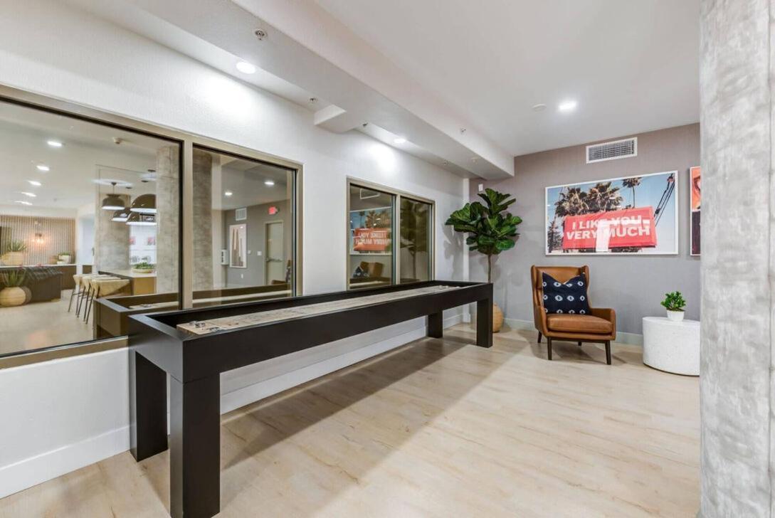 Woodland Hills Luxury Apt 2 Bed Ca Los Angeles Exterior photo