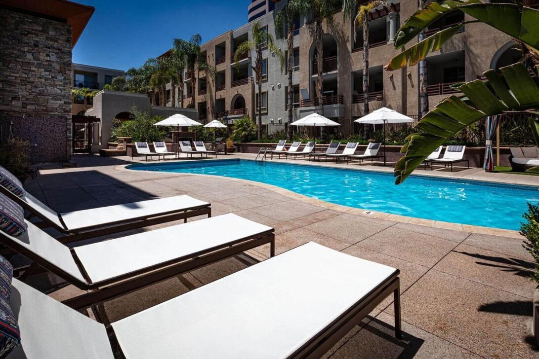 Woodland Hills Luxury Apt 2 Bed Ca Los Angeles Exterior photo