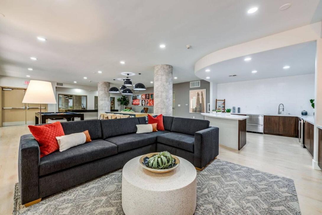Woodland Hills Luxury Apt 2 Bed Ca Los Angeles Exterior photo